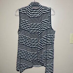 Chico's‎ Easywear Size 2 Black White Striped Sleeveless Cardigan Vest